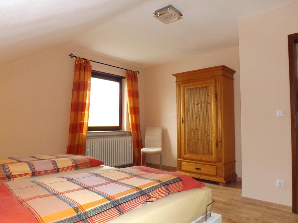Ferienwohnung Feriendomizil am Rheinbogen Altlussheim Exterior foto